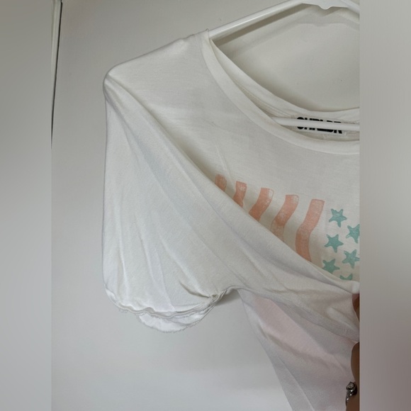 CHRLDR White American Flag USA Red Blue Short Sleeve T Shirt Light Weight Small - Picture 2 of 15